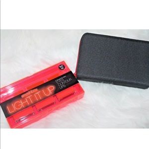 Smashbox lightup eyes/countour/lips 3 in 1 makeup